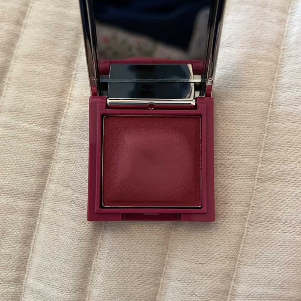 Ciate London Velvet Cloud Weightless Lip Shadow - Daydream